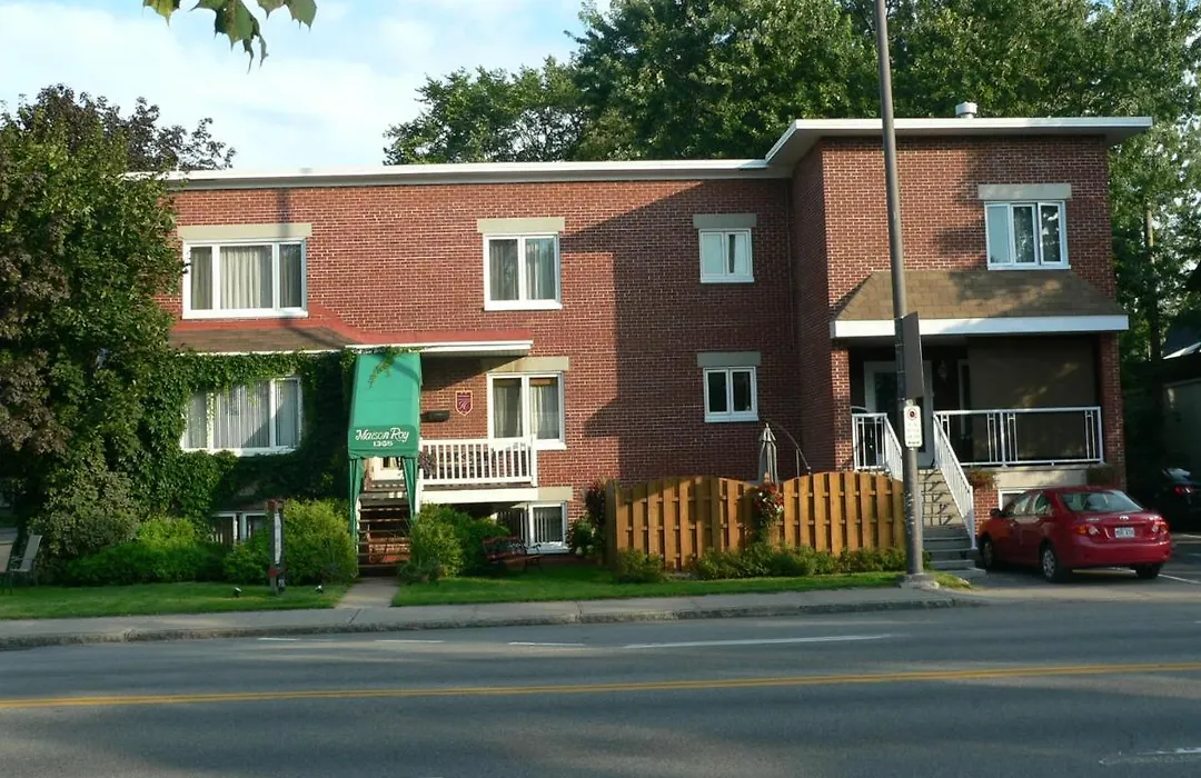Auberge Maison Roy-1